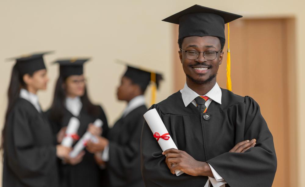 Bourses d'études universitaires : le programme "Erasmus+" lance son appel à candidatures pour l'année 2024-2025